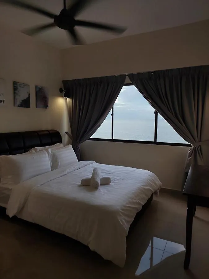 Apartament Batu Ferringhi Luxury Seaview Suite - 3Br