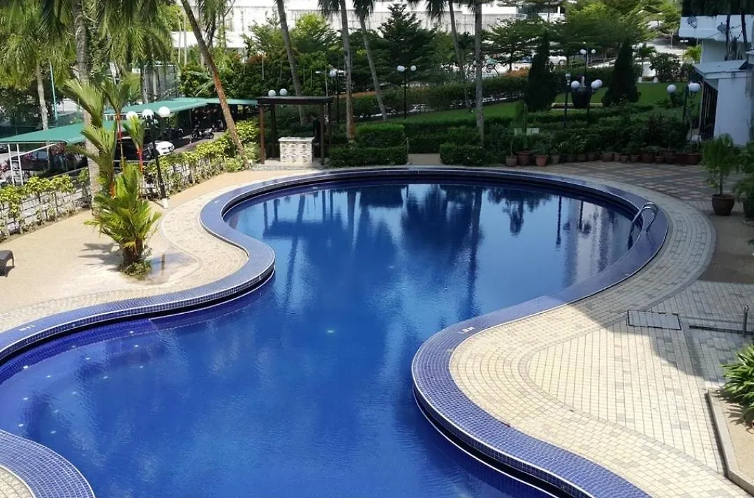 Batu Ferringhi Luxury Seaview Suite - 3Br 0*, باتو فيرينغي