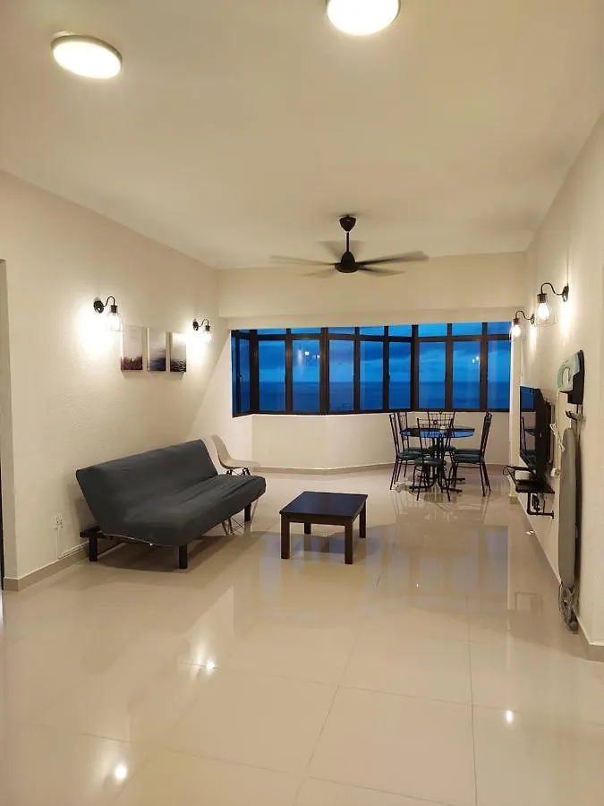 Batu Ferringhi Luxury Seaview Suite - 3Br